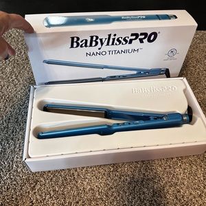 Babyliss pro nano titanium ultra thin flat iron 1 1/2 inch